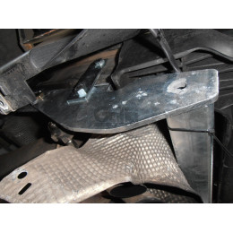 C039A GALIA Полностью оцинкованный фаркоп на Citroen C5 II лифтбек 2004-2008. Особенности: для модели с номерным знаком на заднем бампере. Подрозетник уби
