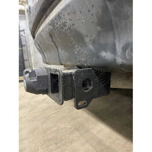 F.4012.001 BERG Фаркоп на Mitsubishi Outlander XL 2007-2012, Peugeot 4007 2008-2012, Citroen C-Crosser 2007-2012. Требуется подрезка бампера. Тип шара: E. Нагрузки: 1500/75 кг, масса фаркопа 24 кг (без электрики в комплекте)