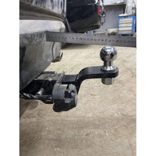 F.4012.001 BERG Фаркоп на Mitsubishi Outlander XL 2007-2012, Peugeot 4007 2008-2012, Citroen C-Crosser 2007-2012. Требуется подрезка бампера. Тип шара: E. Нагрузки: 1500/75 кг, масса фаркопа 24 кг (без электрики в комплекте)