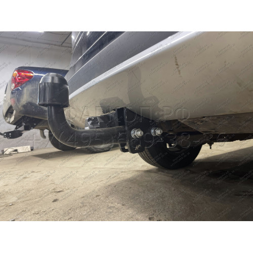 F.5711.001 BERG Фаркоп на Toyota RAV4 2013-2019. Требуется подрезка бампера. Тип шара: A. Нагрузки: 1200/75 кг, масса фаркопа 22 кг (без электрики в комплекте)