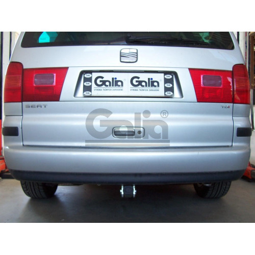 F104C GALIA Полностью оцинкованный фаркоп на Ford Galaxy 2000-2006, SEAT Alhambra 2000-2010, Volkswagen Sharan 2000-2010 2WD/4WD. Подрозетник убирается за бампер. Тип шара: C (горизонтальный съемный). Без выреза бампера. Нагрузки: 2000/85 кг, масса фаркоп