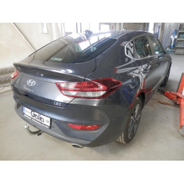 H116C GALIA Полностью оцинкованный фаркоп на Hyundai i30 Fastback 2017-. Тип шара: C (горизонтальный съемный). Установка без снятия и выреза бампера. Нагрузки