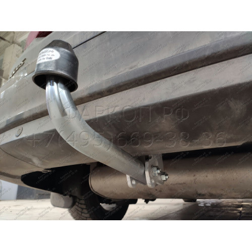 F119A GALIA Полностью оцинкованный фаркоп на Ford Focus III универсал 2011-2018. Подрозетник убирается за бампер. Тип шара: A. Без выреза бампера. Нагрузки: 1600/75 кг, масса фаркопа 18,02 кг