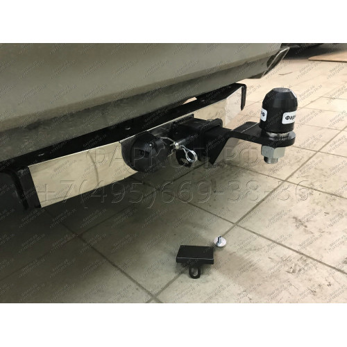 HSF-18-991124.00 PT GROUP Фаркоп с нержавеющей накладкой на Kia Sorento Prime рестайлинг 2018-2020, Hyundai Santa Fe 2018-2021 без подрезки бампера. Тип шара: E (легкосъемный шар под квадрат). Нагрузки: 2600/100 кг, масса фаркопа 25,5 кг (без электрики в 