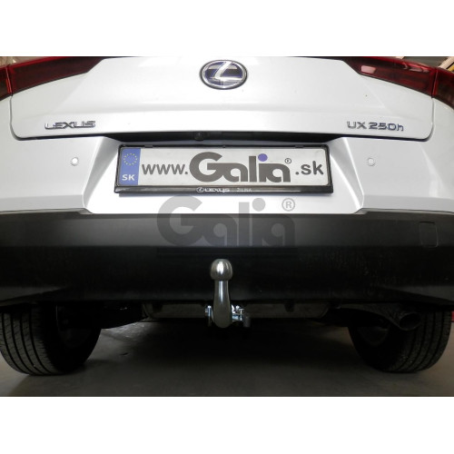 L026C GALIA Полностью оцинкованный фаркоп на Lexus UX 2018-. Подрозетник убирается за бампер. Тип шара: C (горизонтальный съемный). Невидимый вырез бампера. Нагрузки: 1200/80 кг, масса фаркопа 15,87 кг
