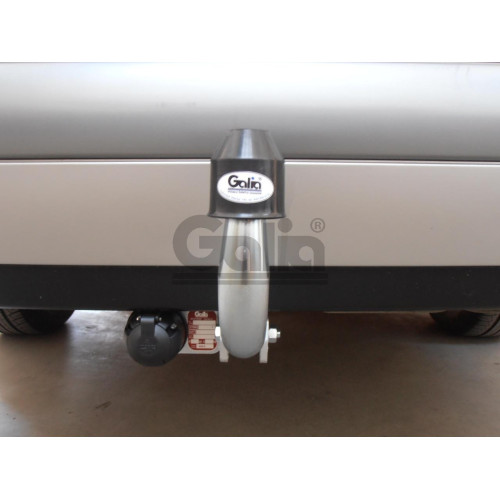 M026C GALIA Полностью оцинкованный фаркоп на Mercedes E-Class w210 седан 1995-2002. Тип шара: C (горизонтальный съемный). Без выреза бампера. Нагрузки: 2200/75 кг, масса фаркопа 23,1 кг