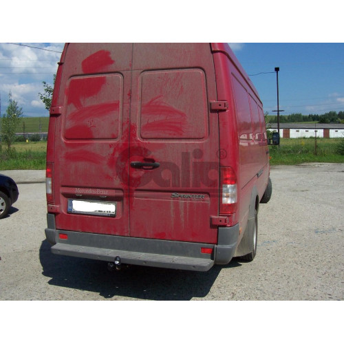 M035A GALIA Полностью оцинкованный фаркоп на Mercedes Sprinter Classic 2013-2020 со ступенькой, Mercedes Sprinter 1995-2006, Volkswagen LT 1995-2006 со ступенькой. Особенности: Колесная база 3550 (средняя база) и 4025 (длинная база). Тип шара: A. Установк