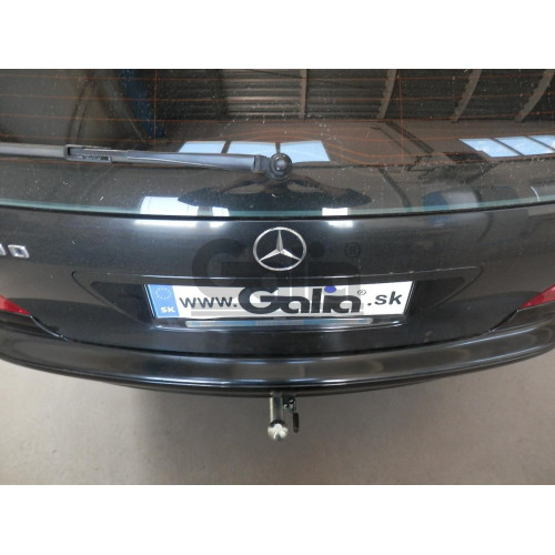 M097C GALIA Полностью оцинкованный фаркоп на Mercedes C-Class w203 седан / s203 универсал 2000-2007, Mercedes CLK-Class 2002-2009. Особенности: для нестандартного бампера требуется большой вырез. Подрозетник убирается за бампер. Тип шара: C (горизонтальны