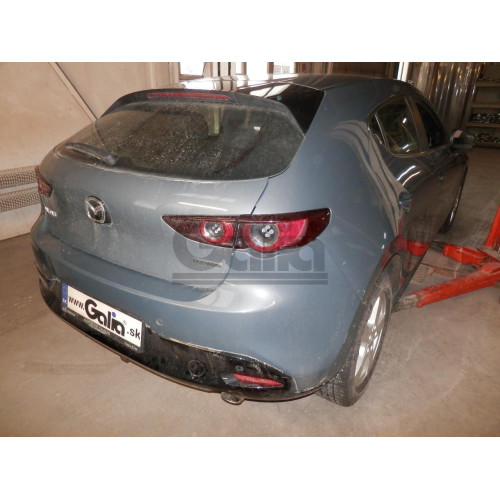 M142C GALIA Полностью оцинкованный фаркоп на Mazda 3 хетчбек 2019-. Тип шара: C (горизонтальный съемный). Невидимый вырез бампера. Нагрузки: 1600/80 кг, масса фаркопа 16,35 кг