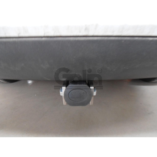O061C GALIA Полностью оцинкованный фаркоп на Opel Astra J седан/универсал 2009-2015. Подрозетник убирается за бампер. Тип шара: C (горизонтальный съемный). Невидимый вырез бампера. Нагрузки: 1600/75 кг, масса фаркопа 17,37 кг