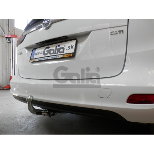 O062C GALIA Полностью оцинкованный фаркоп на Opel Zafira Tourer C 2012-2019. Подрозетник убирается за бампер. Тип шара: C (горизонтальный съемный). Невидимый вырез бампера. Нагрузки: 1700/75 кг, масса фаркопа 19,57 кг
