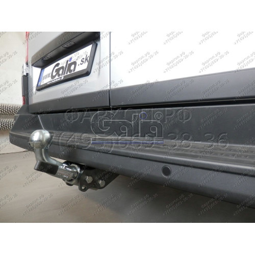 V085C GALIA Полностью оцинкованный фаркоп на Volkswagen Crafter II фургон со ступенькой, одинарные колеса сзади 2017-, MAN TGE фургон со ступенькой 2016-. Без выреза бампера. Тип шара: C (горизонтальный съемный). Нагрузки: 3500/150 кг, масса фаркопа 28,37