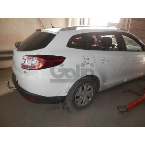 R074A GALIA Полностью оцинкованный фаркоп на Renault Megane II 2003-2008 (classic) седан/универсал, Megane III универсал 2008-2016. Подрозетник убирается за бампер. Тип шара: A. Установка без выреза бампера. Нагрузки: 1300/75 кг, масса фаркопа 16,92 кг