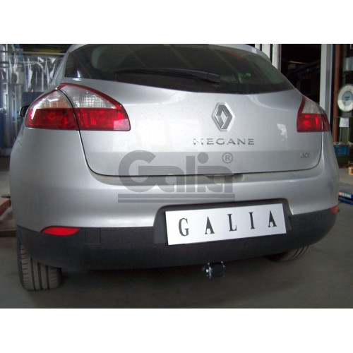 R087C GALIA Полностью оцинкованный фаркоп на Renault Megane III хетчбек 5 дверей 2008-2016, Renault Scenic III 2010-2016. Подрозетник убирается за бампер. Тип шара: C (горизонтальный съемный). Без выреза бампера. Нагрузки: 1300/75 кг, масса фаркопа 18,07 
