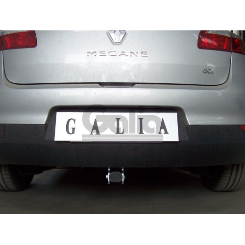 R087C GALIA Полностью оцинкованный фаркоп на Renault Megane III хетчбек 5 дверей 2008-2016, Renault Scenic III 2010-2016. Подрозетник убирается за бампер. Тип шара: C (горизонтальный съемный). Без выреза бампера. Нагрузки: 1300/75 кг, масса фаркопа 18,07 