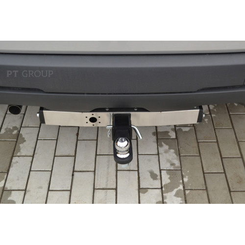 RDU-21-991124.00 PT GROUP Фаркоп с нержавеющей накладкой на Renault Duster 2021-2022 без подрезки бампера. Тип шара: E (легкосъемный шар под квадрат). Нагрузки: 1600/75 кг, масса фаркопа 19 кг (без электрики в комплекте)