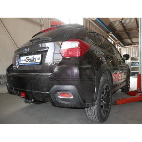 S127C GALIA Полностью оцинкованный фаркоп на Subaru XV 2011-2017. Подрозетник убирается за бампер. Тип шара: C (горизонтальный съемный). Невидимый вырез бампера. Нагрузки: 1600/75 кг, масса фаркопа 15,47 кг
