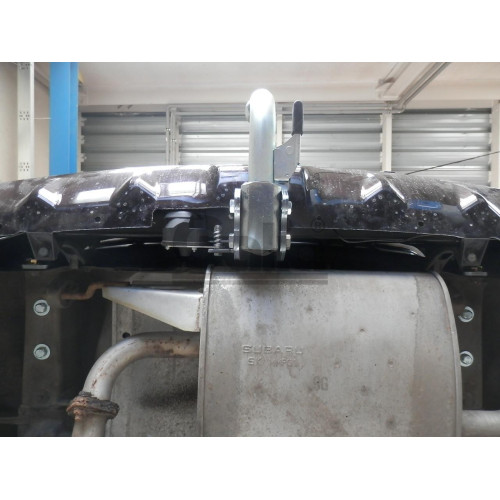 S127C GALIA Полностью оцинкованный фаркоп на Subaru XV 2011-2017. Подрозетник убирается за бампер. Тип шара: C (горизонтальный съемный). Невидимый вырез бампера. Нагрузки: 1600/75 кг, масса фаркопа 15,47 кг