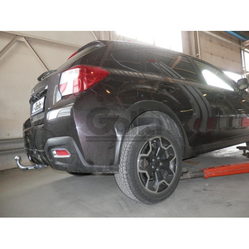 S127C GALIA Полностью оцинкованный фаркоп на Subaru XV 2011-2017. Подрозетник убирается за бампер. Тип шара: C (горизонтальный съемный). Невидимый вырез бампера. Нагрузки: 1600/75 кг, масса фаркопа 15,47 кг