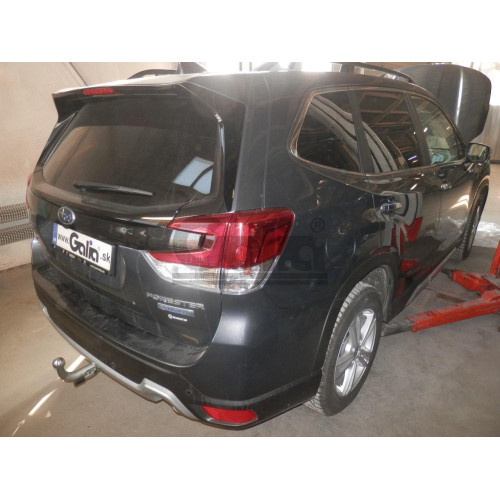 S140V GALIA Полностью оцинкованный фаркоп на Subaru Forester 2018-2024, 2024-. Тип шара: AV (вертикальное быстросъемное крепление шара на ключе). Невидимый вырез бампера. Нагрузки: 2265/100 кг, масса фаркопа 17,57 кг