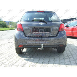 T069A GALIA Полностью оцинкованный фаркоп на Toyota Yaris 2014-2020. Тип шара: A. Установка без выреза бампера. Нагрузки: 1050/60 кг, масса фаркопа 13,25 кг
