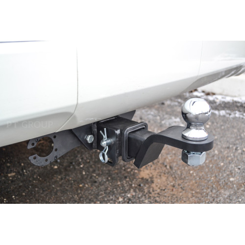TLT-21-991122.00 PT GROUP Фаркоп на Toyota Land Cruiser 300 2021-, Lexus LX600 2022-. Требуется подрезка бампера. Тип шара: E (легкосъемный шар под квадрат). Нагрузки: 3500/140 кг, масса фаркопа 17,6 кг (без электрики в комплекте)