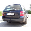 V050C GALIA Полностью оцинкованный фаркоп на Volkswagen Passat B5 седан/универсал 4WD 1996-2005. Тип шара: C (горизонтальный съемный). Невидимый вырез бампера. Нагрузки: 2100/85 кг, масса фаркопа 18,77 кг