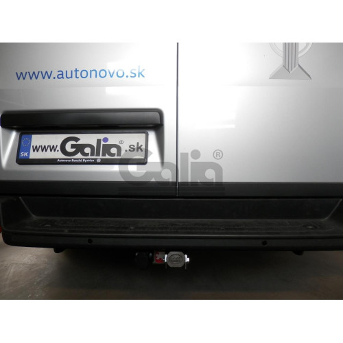 V085C GALIA Полностью оцинкованный фаркоп на Volkswagen Crafter II фургон со ступенькой, одинарные колеса сзади 2017-, MAN TGE фургон со ступенькой 2016-. Без выреза бампера. Тип шара: C (горизонтальный съемный). Нагрузки: 3500/150 кг, масса фаркопа 28,37