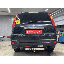 NXT-07-991124.00 PT GROUP Фаркоп с нержавеющей накладкой на Nissan X-Trail T31 2007-2014 без подрезки бампера. Тип шара: E (легкосъемный шар под квадрат). Нагрузки: 220