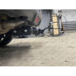NXT-07-991124.00 PT GROUP Фаркоп с нержавеющей накладкой на Nissan X-Trail T31 2007-2014 без подрезки бампера. Тип шара: E (легкосъемный шар под квадрат). Нагрузки: 220