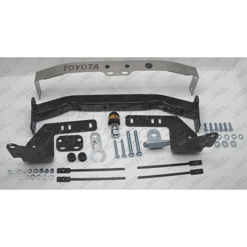 92517-FEN MOTODOR Фаркоп с оцинкованным шаром и нержавеющей накладкой на Toyota Land Cruiser 200 2007-2021 (комплектации Excalibur и Executive) без выреза в бампере. Тип шара: FE. Нагрузки: 2000/120 кг, масса фаркопа 19,5 кг (без электрики в комплекте)