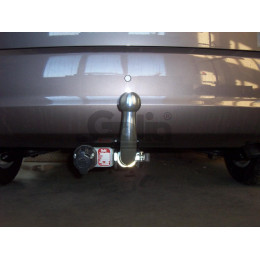 H076C GALIA Полностью оцинкованный фаркоп на Hyundai i30 универсал 2007-2012. Тип шара: C (горизонтальный съемный). Невидимый вырез бампера. Нагрузки: 1500/80 