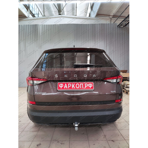 S120A GALIA Полностью оцинкованный фаркоп на Skoda Kodiaq 2WD, 4WD 2017-2023, 2023-. Тип шара: A. Невидимый вырез бампера. Нагрузки: 2600/140 кг, масса фаркопа 15,72 кг