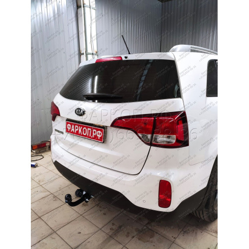 4258-A ORIS Фаркоп на Hyundai Santa Fe 2012-2018, Hyundai Grand Santa Fe 2013-2018, Kia Sorento 2012-2015, кроме Prime. Необходима подрезка бампера. Тип шара: A. Нагрузки: 2000/100 кг, масса фаркопа 19,7 кг (без электрики в комплекте)