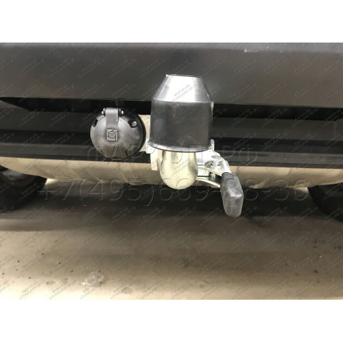V052C GALIA Полностью оцинкованный фаркоп на Audi Q7 2006-2015, Porsche Cayenne 2002-2010, 2010-2018, Volkswagen Touareg 2002-2010, 2010-2018. Тип шара: C (горизонтальный съемный). Минимальная подрезка бампера. Нагрузки: 3500/140 кг, масса фаркопа 17,97 к