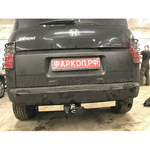 FA 0951-E(N) Бизон Фаркоп с хромированной накладкой на Honda Element 2003-2011 без подрезки бампера. Тип шара: E (легкосъемный шар под квадрат). Нагрузки: 2500/120 кг. Не комплектуется электрикой