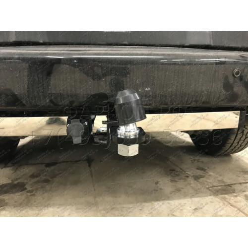 FA 0951-E(N) Бизон Фаркоп с хромированной накладкой на Honda Element 2003-2011 без подрезки бампера. Тип шара: E (легкосъемный шар под квадрат). Нагрузки: 2500/120 кг. Не комплектуется электрикой