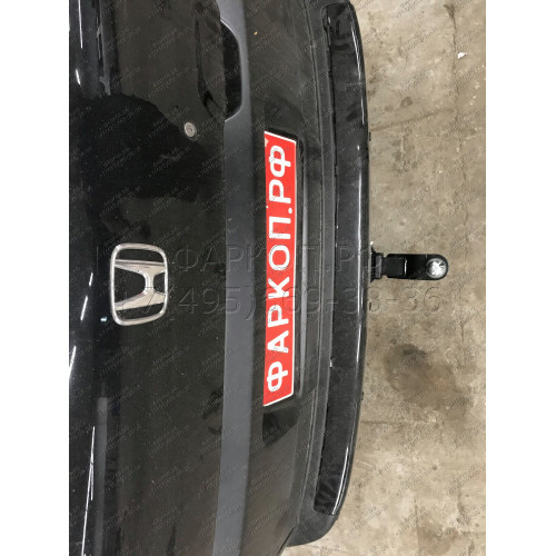 FA 0951-E(N) Бизон Фаркоп с хромированной накладкой на Honda Element 2003-2011 без подрезки бампера. Тип шара: E (легкосъемный шар под квадрат). Нагрузки: 2500/120 кг. Не комплектуется электрикой