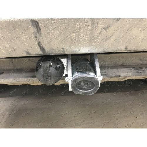V052C GALIA Полностью оцинкованный фаркоп на Audi Q7 2006-2015, Porsche Cayenne 2002-2010, 2010-2018, Volkswagen Touareg 2002-2010, 2010-2018. Тип шара: C (горизонтальный съемный). Минимальная подрезка бампера. Нагрузки: 3500/140 кг, масса фаркопа 17,97 к