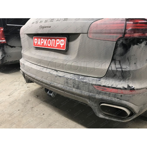 V052C GALIA Полностью оцинкованный фаркоп на Audi Q7 2006-2015, Porsche Cayenne 2002-2010, 2010-2018, Volkswagen Touareg 2002-2010, 2010-2018. Тип шара: C (горизонтальный съемный). Минимальная подрезка бампера. Нагрузки: 3500/140 кг, масса фаркопа 17,97 к