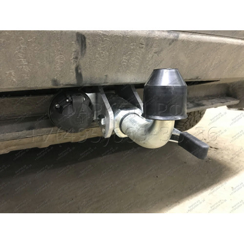 V052C GALIA Полностью оцинкованный фаркоп на Audi Q7 2006-2015, Porsche Cayenne 2002-2010, 2010-2018, Volkswagen Touareg 2002-2010, 2010-2018. Тип шара: C (горизонтальный съемный). Минимальная подрезка бампера. Нагрузки: 3500/140 кг, масса фаркопа 17,97 к