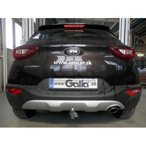 K043A GALIA Полностью оцинкованный фаркоп на Kia Stonic 2017-. Подрозетник убирается за бампер. Тип шара: A. Невидимый вырез бампера. Нагрузки: 1400/80 кг, масса фаркопа 13,62 кг