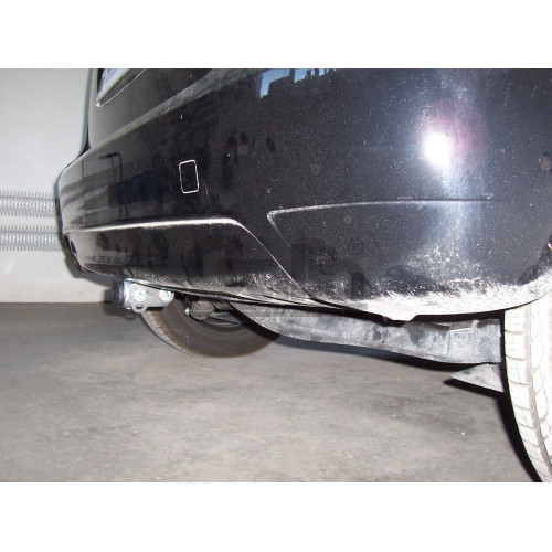 M113C GALIA Полностью оцинкованный фаркоп на Mercedes A-Class w169 2004-2012, Mercedes B-Class w245 2005-2011. Подрозетник убирается за бампер. Тип шара: C (горизонтальный съемный). Невидимый вырез бампера. Нагрузки: 1500/75 кг, масса фаркопа 16,37 кг
