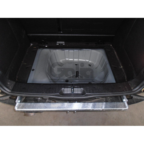 M113C GALIA Полностью оцинкованный фаркоп на Mercedes A-Class w169 2004-2012, Mercedes B-Class w245 2005-2011. Подрозетник убирается за бампер. Тип шара: C (горизонтальный съемный). Невидимый вырез бампера. Нагрузки: 1500/75 кг, масса фаркопа 16,37 кг