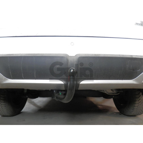 M152V GALIA Полностью оцинкованный фаркоп на MG ZS 2024-, MG ZS Hybrid+ 2024-. Тип шара: AV (вертикальное быстросъемное крепление шара на ключе). Установка без выреза бампера. Нагрузки: 1000/60 кг, масса фаркопа 16,42 кг