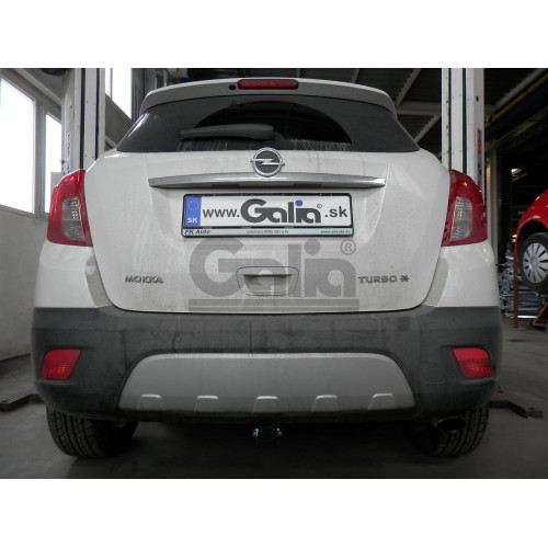 O063C GALIA Полностью оцинкованный фаркоп на Opel Mokka 2012-2019, Chevrolet Tracker 2013-2015. Подрозетник убирается за бампер. Тип шара: C (горизонтальный съемный). Невидимый вырез бампера. Нагрузки: 1500/75 кг, масса фаркопа 17,57 кг