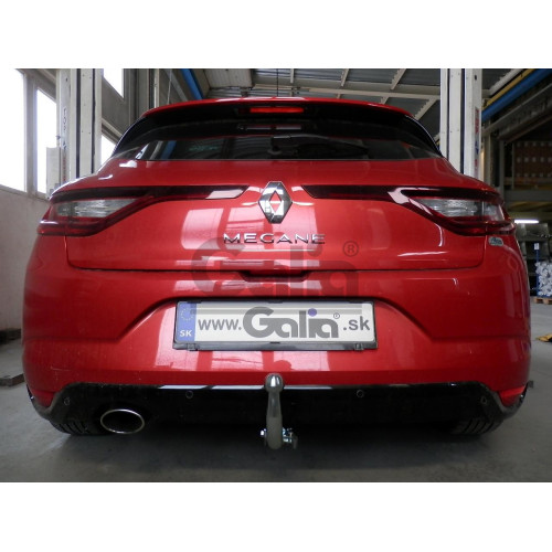 R097C GALIA Полностью оцинкованный фаркоп на Renault Megane хетчбек 5 дверей 2016-. Подрозетник убирается за бампер. Тип шара: C (горизонтальный съемный). Невидимый вырез бампера. Нагрузки: 2000/80 кг, масса фаркопа 18,47 кг