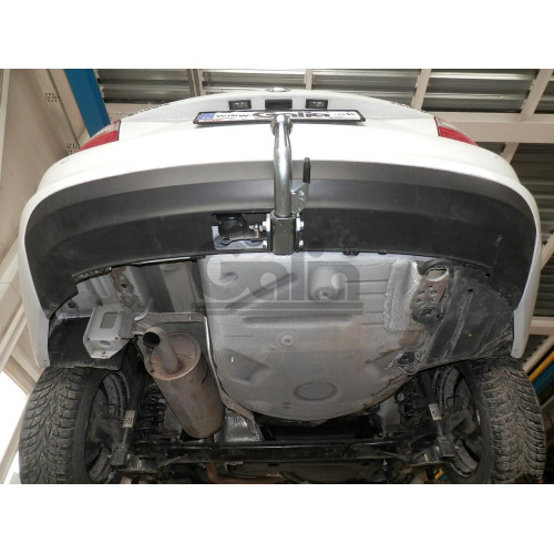 S104C GALIA Полностью оцинкованный фаркоп на Skoda Rapid лифтбек/универсал 2013-2020, 2020-2022, SEAT Toledo седан 2013-2018. Подрозетник убирается за бампер. Тип шара: C (горизонтальный съемный). Невидимый вырез бампера. Нагрузки: 1500/75 кг, масса фарко