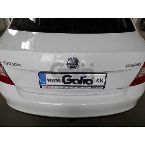 S104C GALIA Полностью оцинкованный фаркоп на Skoda Rapid лифтбек/универсал 2013-2020, 2020-2022, SEAT Toledo седан 2013-2018. Подрозетник убирается за бампер. Тип шара: C (горизонтальный съемный). Невидимый вырез бампера. Нагрузки: 1500/75 кг, масса фарко