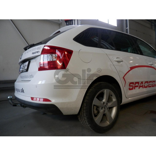 S104C GALIA Полностью оцинкованный фаркоп на Skoda Rapid лифтбек/универсал 2013-2020, 2020-2022, SEAT Toledo седан 2013-2018. Подрозетник убирается за бампер. Тип шара: C (горизонтальный съемный). Невидимый вырез бампера. Нагрузки: 1500/75 кг, масса фарко